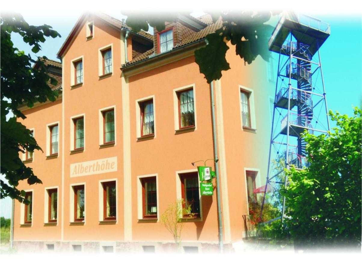 Waldgasthof & Hotel Alberthoehe リヒテンシュタイン エクステリア 写真